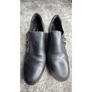 Clark's Bendables Womens Size 8 Black Leather Heeled Slip On Casual Dress Shoe‎